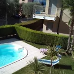 View * مالتشيزينيه